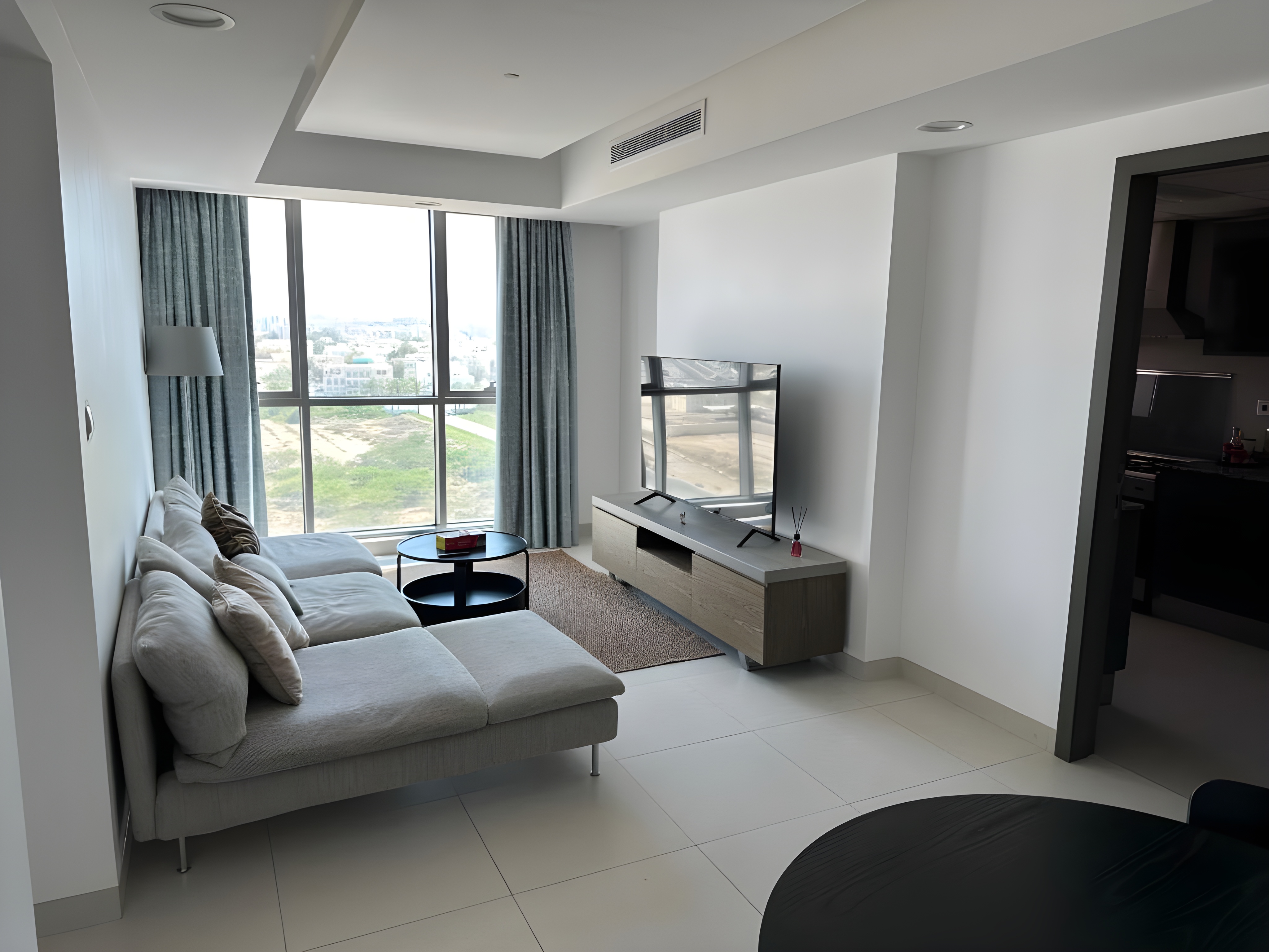 Pinnacle Row Cityscape Haven