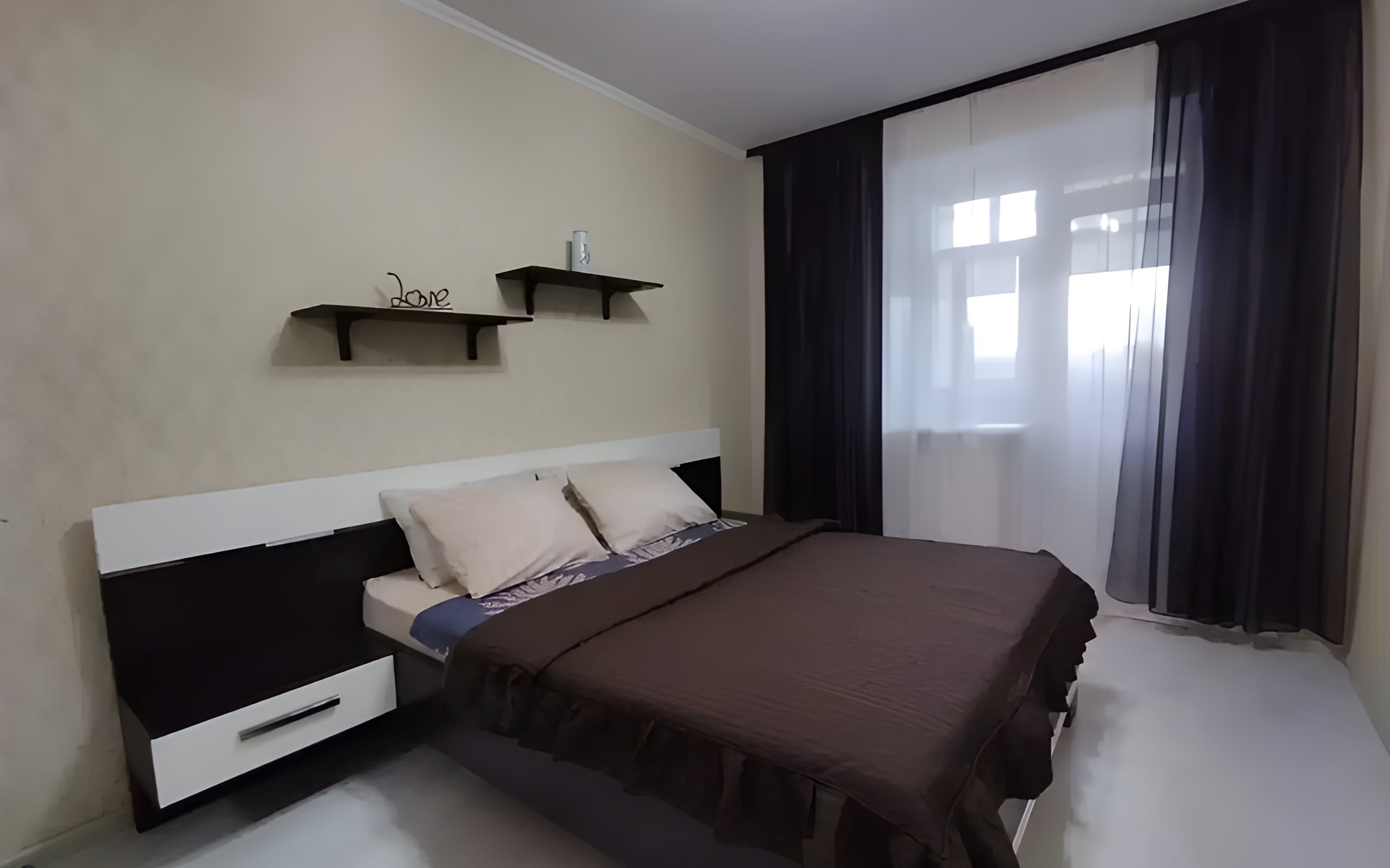 Apartamenty 2-h komnatnaa kvartira na Universitetskoj 29