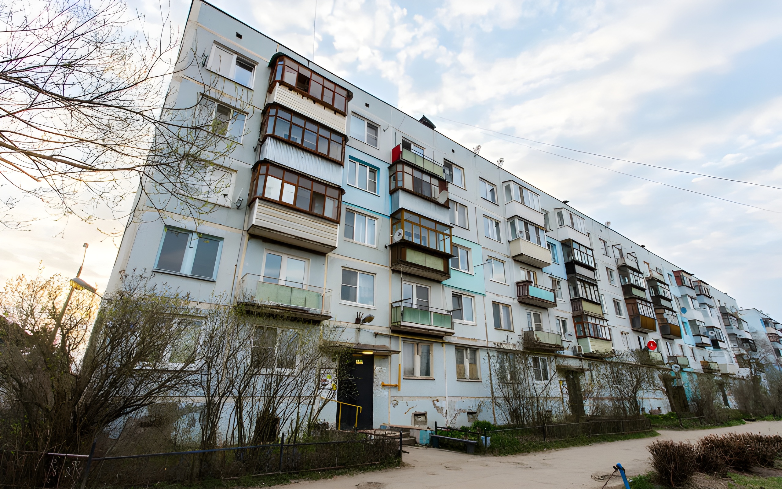 Home Like (Houm Lajk) v gorodke Kubinka-1
